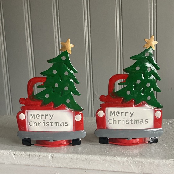 NWT Set of 2- Farm Truck Christmas Tree🎄 Merry Christmas Metal Candle🕯️Holders - Picture 12 of 14